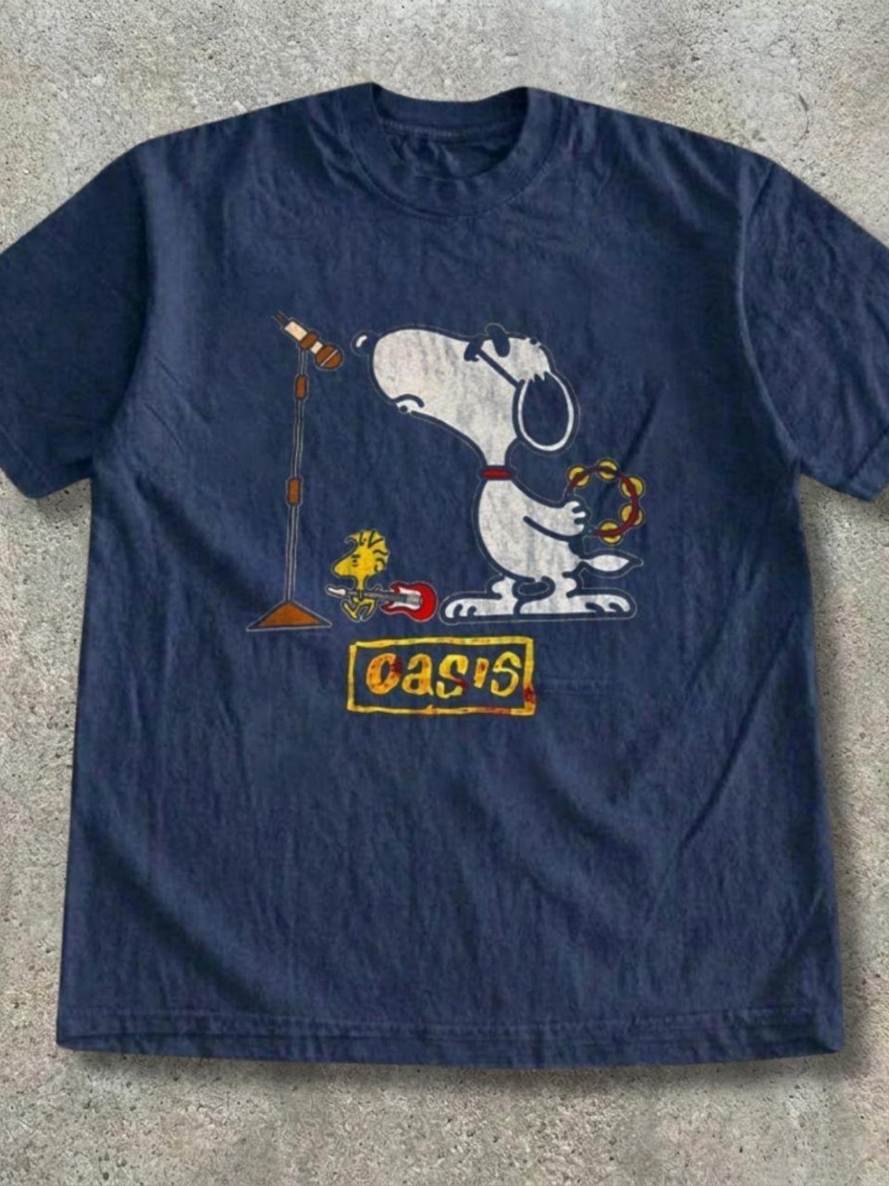 Gildan Navy Snoopy & Woodstock Oasis Graphic Tee